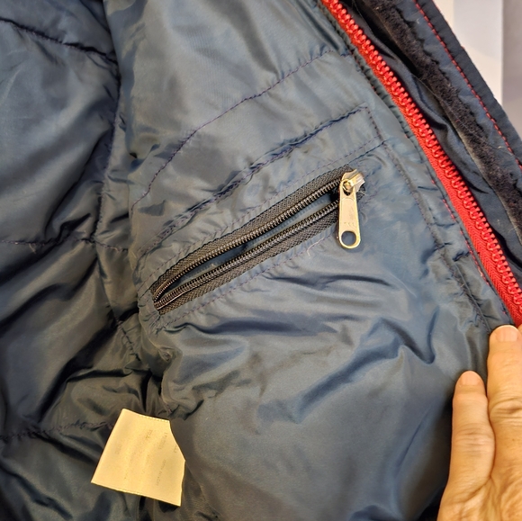 VTG THE NORTH FACE CHERRY RED DOWN FILLED JACKET Size Small - Picture 10 of 12